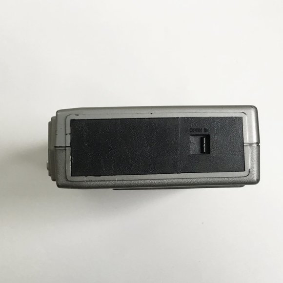 Vintage Soundesign 7636 Portable Cassette Recorder Player Japan - Picture 7 of 9